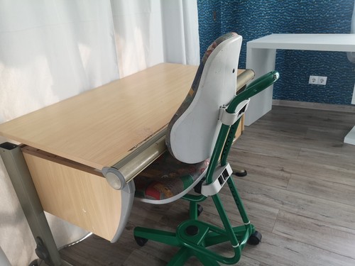 Kinderschreibtisch moll mit - moll,