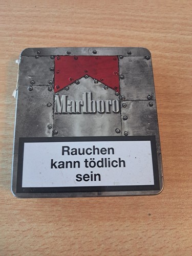 Marlboro red zigaretten etui - red,