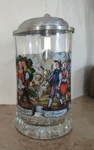 Schöner bierkrug mit - mit, deckel