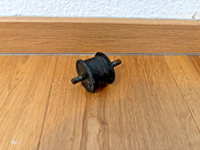 Motorlager Isolator Yanmar 3TNV76 John Deere 2320 2025R 2305 Traktor LVU801907