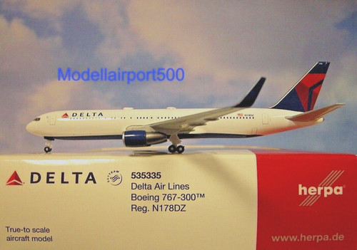 Herpa wings 500 boeing - 1:500,