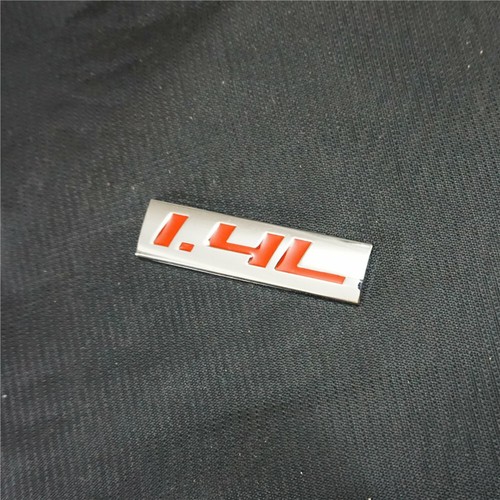 Chrome red metal badge - 1x,