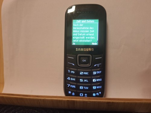 Handy samsung e1200i - gt,