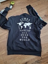 NEU ZUMBA Gr. XS 'Flaggen' ZIP