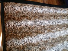 Attraktive Tagesdecke aus Gepard Plüsch , 2,05m x 1,74m,Faux-Pelz,Tierfellmuster