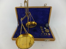 Antike Apothekerwaage Balkenwaage mit Messingewichten Feingewichte aus Nachlass