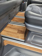 KOMPLETTAUSLAGE HOLZOPTIK