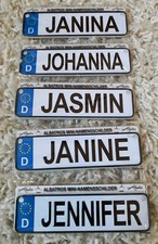 Ein Namensschild aus Blech für Frauen oder Mädchen Buchstabe " J " zur Auswahl