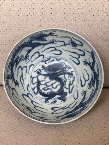 Antike chinesische blau-weiße