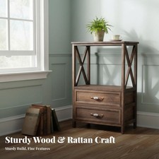 Nachtkommode mit Rattankorb