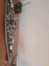 HENG TAI Funkgesteuertes Schlachtschiff 1/360 HT-3827A Bismarck