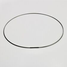 Dreisträngiges Halsband aus