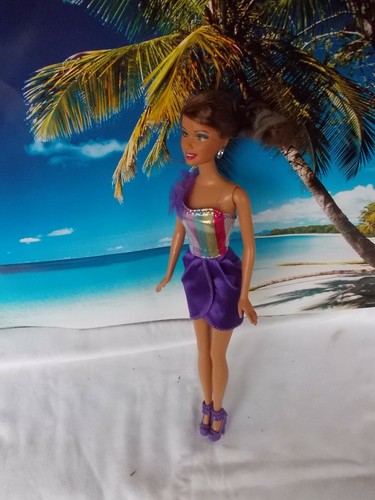 Barbie puppe mit lila - puppe,, bunten