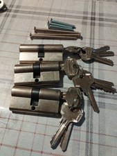 3 Schließzylinder mit 3 U. 4 Schlüsseln DOM / BKS Gebraucht Siehe Bilder
