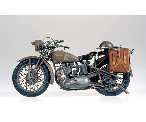 Italeri 7402 triumph - triumph, motorrad