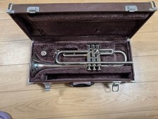 YAMAHA YTR-135 Trompete mit