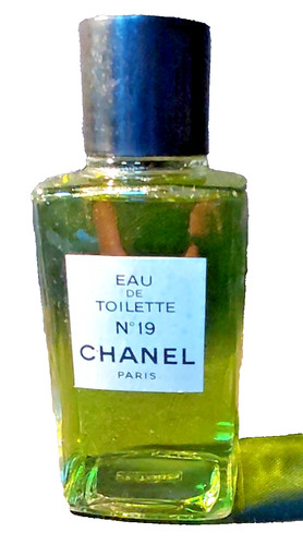 Chanel factice flakon 19 - chanel,