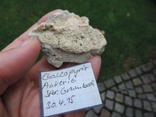 Chalkopyrit und Ankerit vom Steinbruch Grumbach bei Wilsdruff in Sachsen