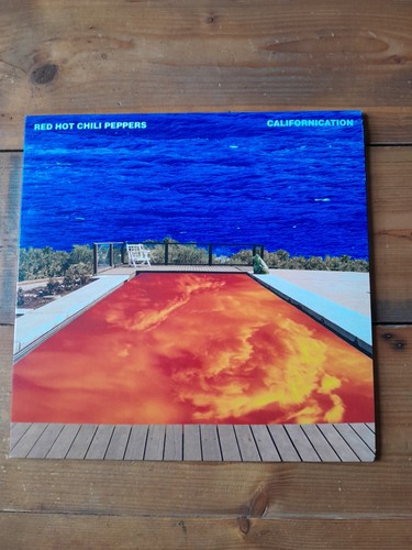 Red hot chilli peppers - red,