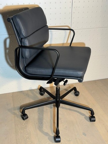 Vitra alu chair - ea, 217