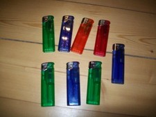 8 Zafe Feuerzeuge mit Piezozündung, nachfüllbar