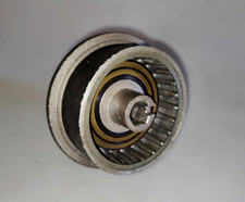 Momo Sportlenkrad Nabe K4524