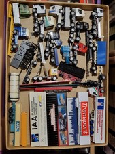 Konvolut Herpa sonstige Bastellschrott Ersatzteil Zugmaschinen Kipper ect