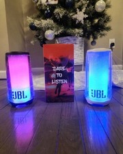 JBL Pulse 5 Bluetooth Lautsprecher mit 360° LED Lichtshow