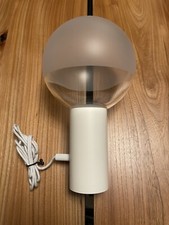 Thonet Oligo Kuula LED-Tischleuchte mundgeblasenes Glas dimmbar