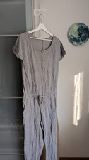 Bequemer grauer jumpsuit - grauer,