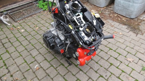 Motor aprilia dorsoduro - aprilia, 900