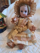 alte zwillingspuppen