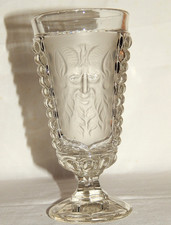 Pressglas S.Reich & Co. Fußbecher Satyr Faun Mephistopheles 1930er Jahre