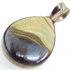 Echte metallische natur - echte,