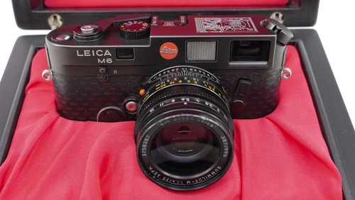 Leica ein stück - "ein,