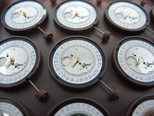 Uhrwerk RONDA 515, movement