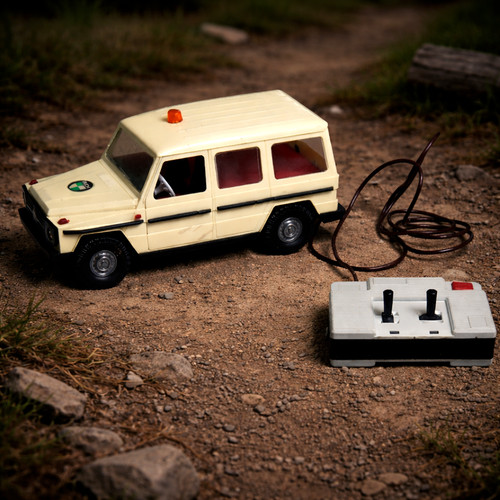 Ddr spielzeug jeep puch - ddr,