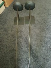 2 identische grosse Wand Kerzenleuchter schwarz aus Eisen wie neu