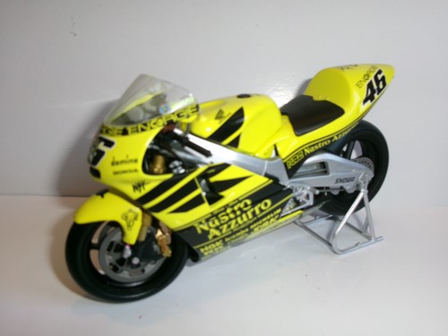 Valentino rossi honda nsr - valentino,