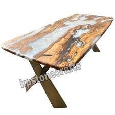 Maßgefertigter Esstisch Olive