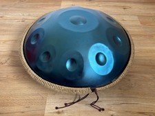 Handpan / Hang, 10 Töne/Noten, 22 Zoll / 55 cm, 440 Hz, D Moll