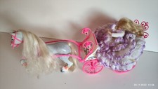 Barbie Pferd Blizzard mit Kutsche aus 90er Jahre