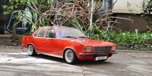 Opel rekord orange - rekord, orange.