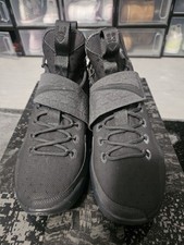 NIKE LEBRON XIV LMTD 