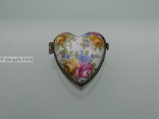 NEUNDORF Porzellan - - -