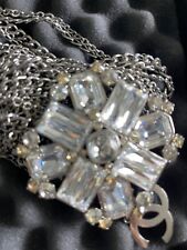 CHANEL CC-Logo Kristall