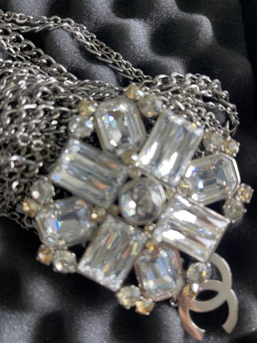 Chanel logo kristall - cc-logo,