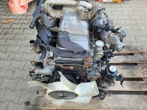 Motor mitsubishi pajero 4m41 - motor,
