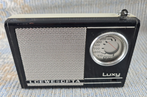 Loewe opta luxy kofferradio - loewe,