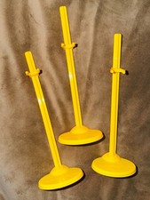 Monster High Doll 3x Puppenständer Ständer Stand Gelb Yellow Puppe